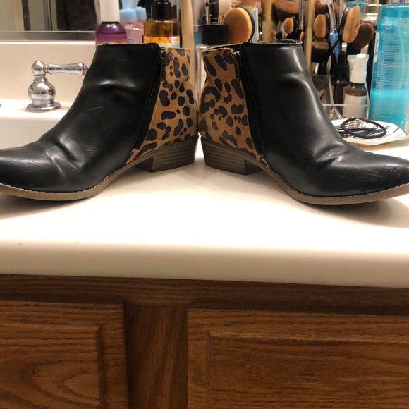 Dolce Vita Shoes - Dolce Vita leopard and black booties